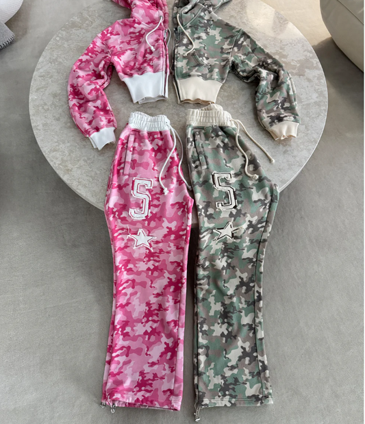 HC - Cropped Hoodie and Joggers Camo Set