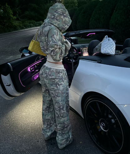 HC - Cropped Hoodie and Joggers Camo Set