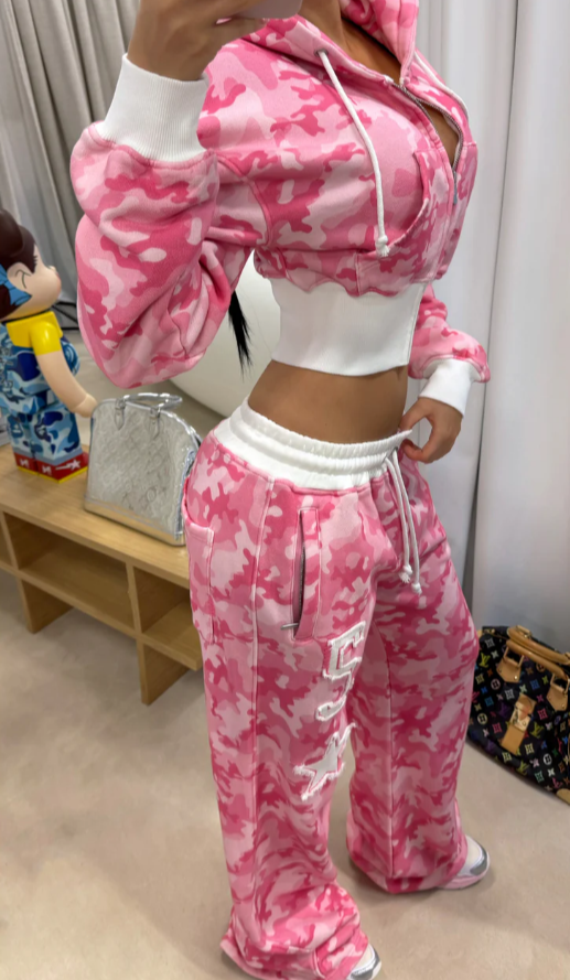 HC - Cropped Hoodie and Joggers Camo Set